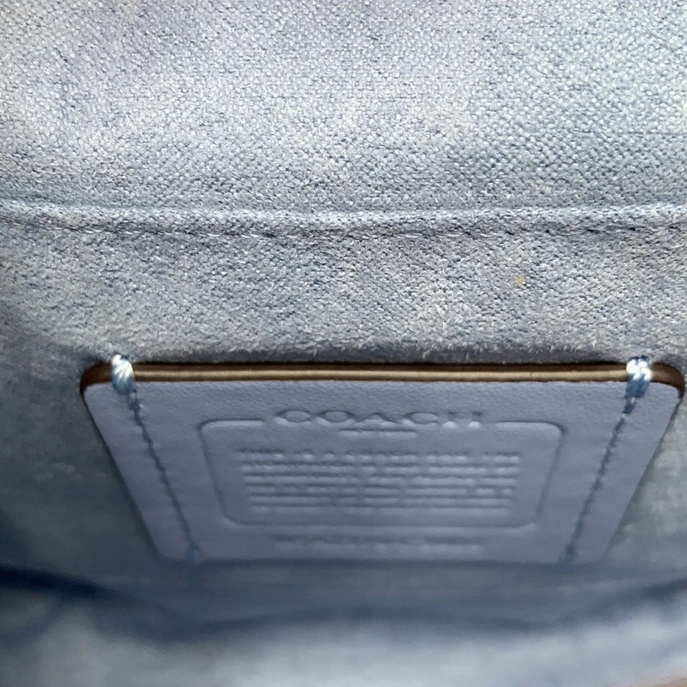 COACH Georgie Saddle Bag In Signature Canvas
Silver/Light Khaki/Marble NWT - Picture 10 of 16
